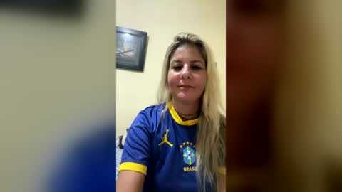 Snapshot of perfilmelgata chatting on June 20, 2026, 2:58 am SweetMel online show from June 20, 2026, 2:58 am