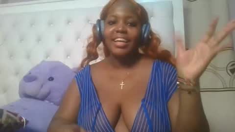 Snapshot of periwinkle20 chatting on April 21, 2026, 1:42 am Taurus online show from April 21, 2026, 1:42 am