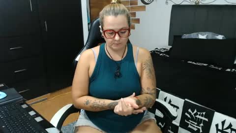 Snapshot of perlagoloza05 chatting on June 17, 2026, 3:31 am goloza online show from June 17, 2026, 3:31 am