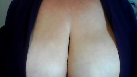Snapshot of perlita070822 chatting on July 5, 2026, 4:19 am perlita070822 online show from July 5, 2026, 4:19 am