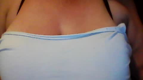 Snapshot of perlita070822 chatting on July 9, 2026, 4:16 am perlita070822 online show from July 9, 2026, 4:16 am