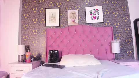 perlita_suarez online show from March 6, 2025, 7:43 pm