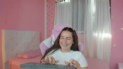 Marie online show from October 14, 2025, 9:26 pm