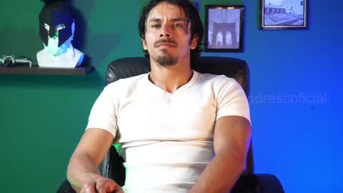 andres    online show from February 21, 2025, 10:48 pm