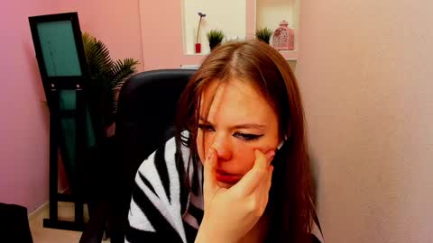 horror flying on the wings of the night.... online show from December 21, 2024, 6:34 pm