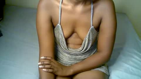 Snapshot of peru_queen chatting on May 12, 2026, 7:00 pm peru_queen online show from May 12, 2026, 7:00 pm