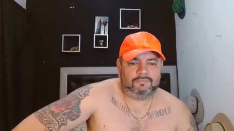 Carlos online show from February 2, 2025, 11:21 pm