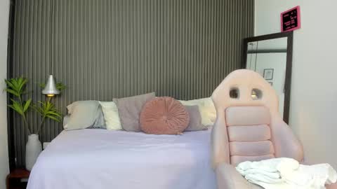 Lizza online show from March 17, 2026, 12:41 pm