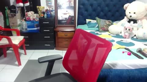 Snapshot of pervert_mommy_x chatting on December 20, 2024, 10:27 am SAMY online show from December 20, 2024, 10:27 am