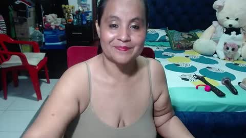 Snapshot of pervert_mommy_x chatting on December 21, 2024, 10:28 am SAMY online show from December 21, 2024, 10:28 am