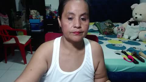 Snapshot of pervert_mommy_x chatting on December 26, 2024, 10:59 am SAMY online show from December 26, 2024, 10:59 am