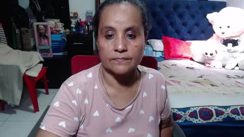 Snapshot of pervert_mommy_x chatting on January 19, 2025, 5:39 pm SAMY online show from January 19, 2025, 5:39 pm