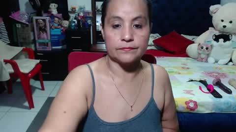 Snapshot of pervert_mommy_x chatting on January 22, 2025, 11:23 am SAMY online show from January 22, 2025, 11:23 am