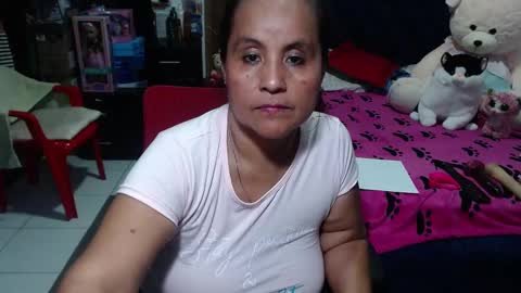 Snapshot of pervert_mommy_x chatting on February 11, 2025, 1:30 pm SAMY online show from February 11, 2025, 1:30 pm