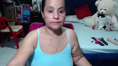 Snapshot of pervert_mommy_x chatting on March 5, 2025, 9:49 am SAMY online show from March 5, 2025, 9:49 am