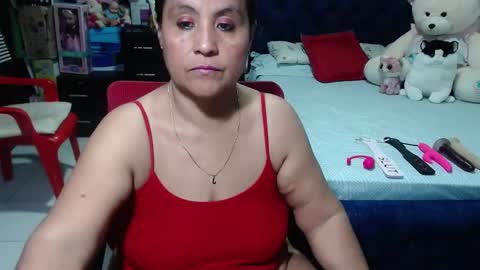 Snapshot of pervert_mommy_x chatting on March 6, 2025, 9:58 am SAMY online show from March 6, 2025, 9:58 am