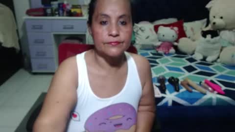 Snapshot of pervert_mommy_x chatting on October 4, 2025, 11:19 am SAMY online show from October 4, 2025, 11:19 am