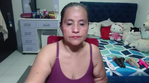 Snapshot of pervert_mommy_x chatting on October 8, 2025, 11:52 am SAMY online show from October 8, 2025, 11:52 am