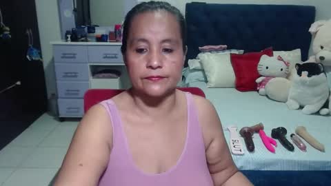 Snapshot of pervert_mommy_x chatting on October 18, 2025, 9:54 am SAMY online show from October 18, 2025, 9:54 am