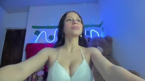 amara online show from April 21, 2026, 11:18 pm