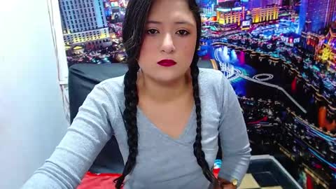  Linda  online show from September 15, 2025, 6:52 pm