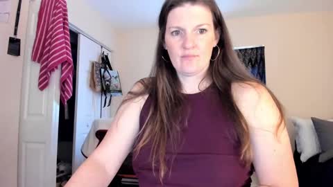 Kelly online show from January 2, 2025, 6:12 pm