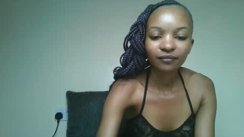 Snapshot of petal_palette chatting on May 4, 2026, 5:31 pm Lolly online show from May 4, 2026, 5:31 pm
