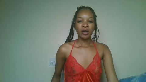 Snapshot of petal_palette chatting on June 11, 2026, 9:29 am Lolly online show from June 11, 2026, 9:29 am
