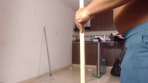 kamila online show from January 15, 2026, 5:49 pm