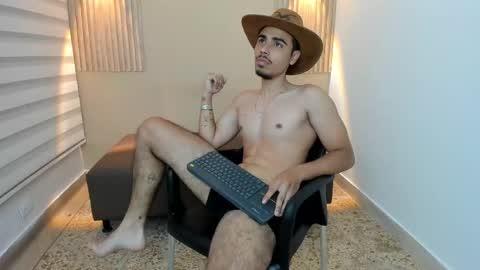 PETER CONORR online show from September 12, 2025, 8:42 pm