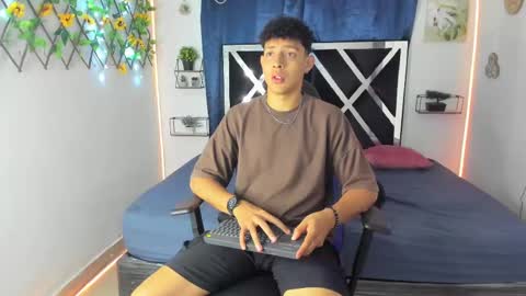 peter_palmer online show from September 12, 2025, 5:40 am