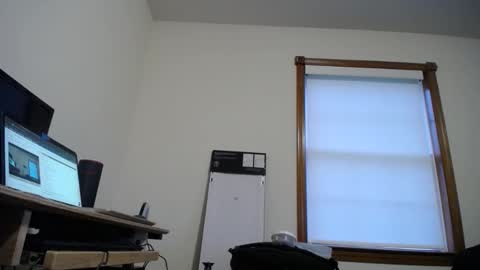 peterburns69 online show from March 19, 2026, 11:58 am