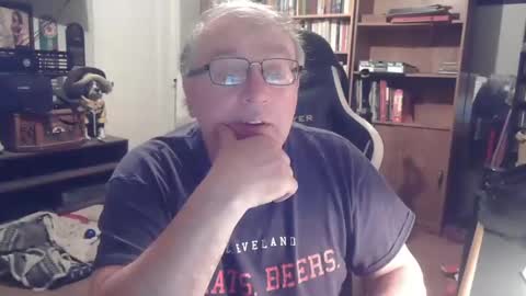 peterinohio57 online show from October 23, 2025, 11:20 am