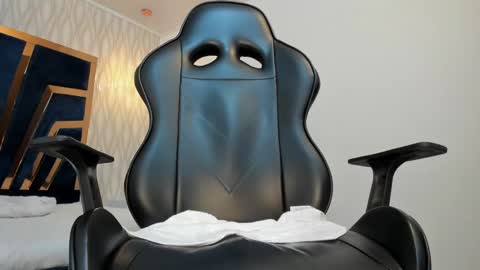 PETES EVANS new account online show from March 5, 2025, 4:34 am