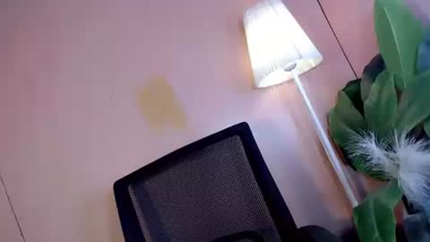 petite_steffi69 online show from March 28, 2026, 2:00 am