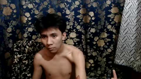 Snapshot of petiteasian_boy chatting on July 15, 2026, 9:25 am cute vir online show from July 15, 2026, 9:25 am