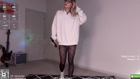 PiperAvery online show from December 2, 2025, 6:36 pm