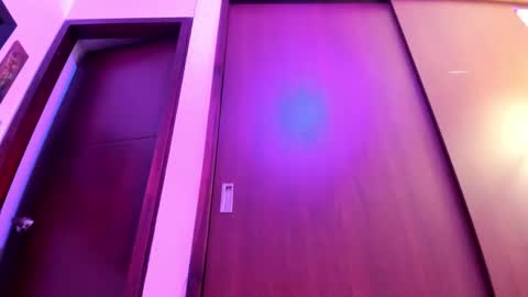 Snapshot of petitee_lunna chatting on March 2, 2025, 5:23 am Lunna online show from March 2, 2025, 5:23 am