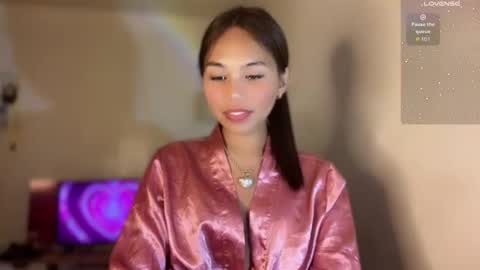 miss lisa online show from April 22, 2026, 3:57 pm