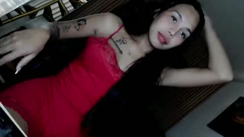 Snapshot of petitegirlx69 chatting on May 24, 2026, 8:19 am miss lisa online show from May 24, 2026, 8:19 am
