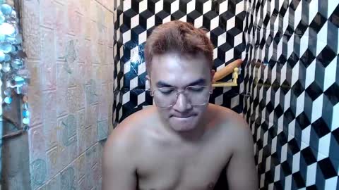 Snapshot of petitehugecockxnxxx chatting on May 28, 2026, 2:20 am Call me jake online show from May 28, 2026, 2:20 am