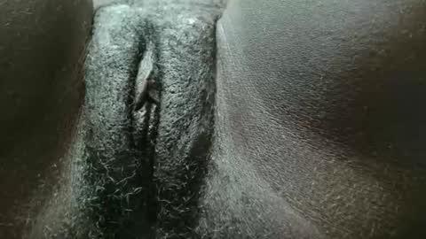 petiteme1 online show from February 6, 2025, 7:51 pm