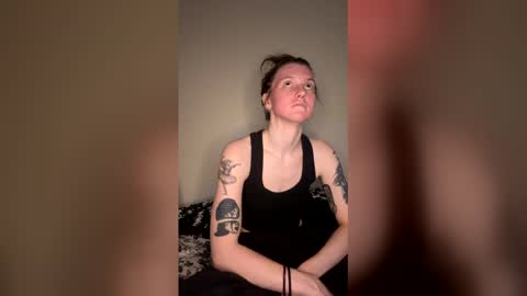 I am very new and dont know what im doing lol online show from April 28, 2026, 11:43 pm