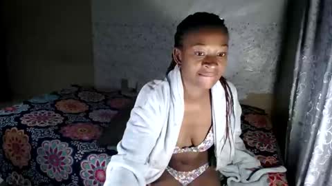 Snapshot of petitesammy chatting on May 15, 2026, 6:48 pm petitesammy online show from May 15, 2026, 6:48 pm