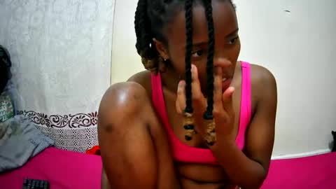 petitetasha online show from November 27, 2025, 12:46 am