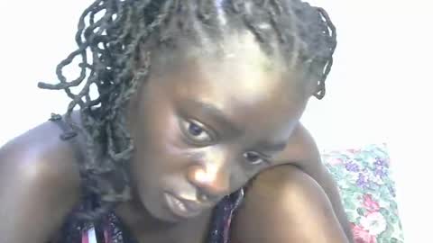 Snapshot of petitte_gyaal chatting on October 19, 2025, 4:13 am petitte_gyaal online show from October 19, 2025, 4:13 am