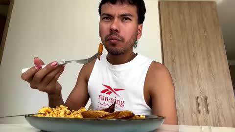 Snapshot of pettercat chatting on February 4, 2026, 8:47 pm Pettercat online show from February 4, 2026, 8:47 pm