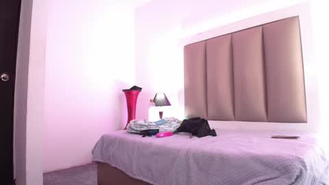 peyton_wat20 online show from January 30, 2025, 6:43 pm