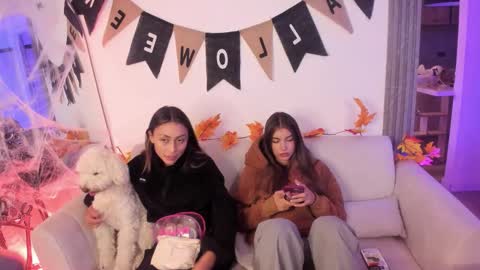 Peyton   online show from October 11, 2025, 2:44 am