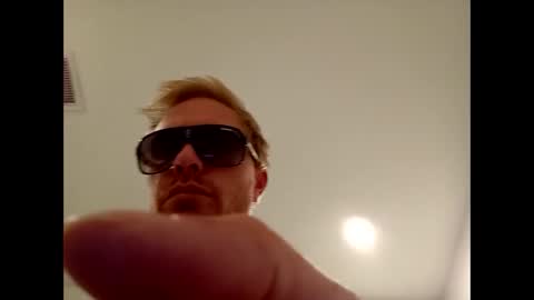 pezzabigcock online show from March 10, 2026, 7:13 am